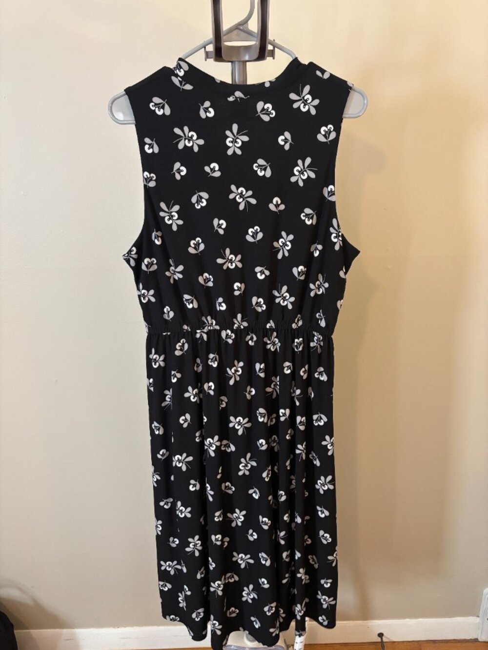 Anne Klein Notch Collar Dress w/ Pockets, size 14 - Picture 4 of 4